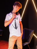 T-shirts à design frontal - Raveex